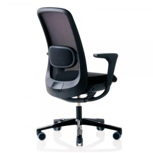 Design und Farbauswahl sind hier spietz: HAG SoFi 7500-F001 Mesh by Flokk - Bürostühle-Test der BüroPiraten 