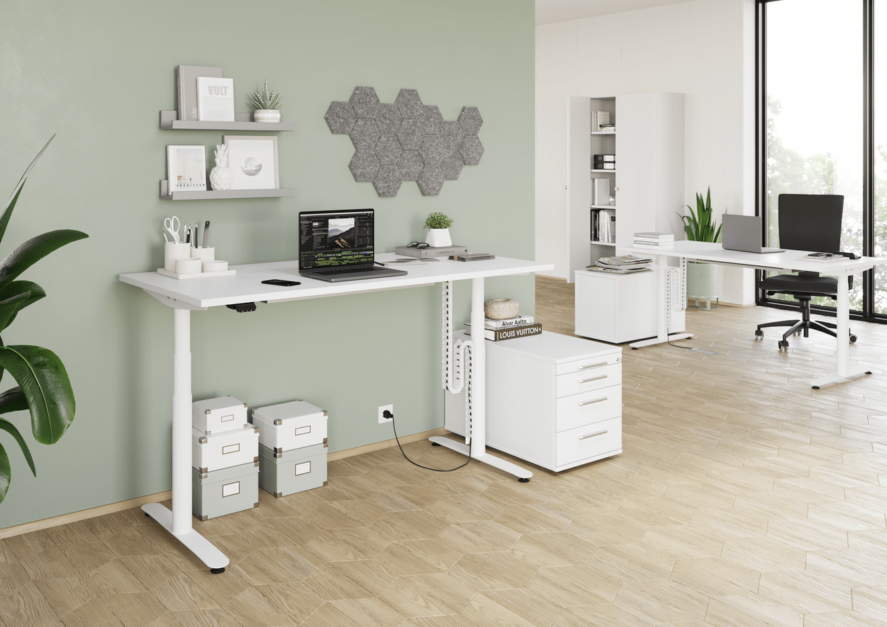 Kleine Arbeitsplätze mit elektrisch verstellbaren Schreibtischen: Hammerbacher Schreibtisch elektrisch VXDLR12 Breite 120 cm x Tiefe 80cm Bluetooth Display Erinnerung